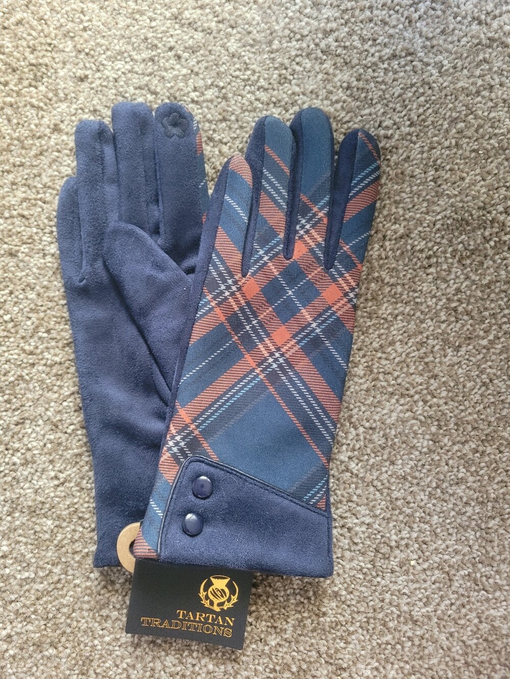 Tartan Gloves - NWT